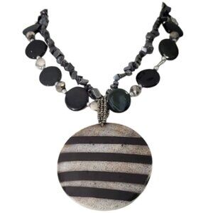 Chunky Black & Silver Beaded Striped Shell Medallion Pendant Choker Necklace